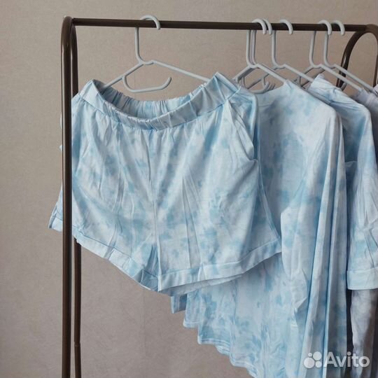 Женская одежда