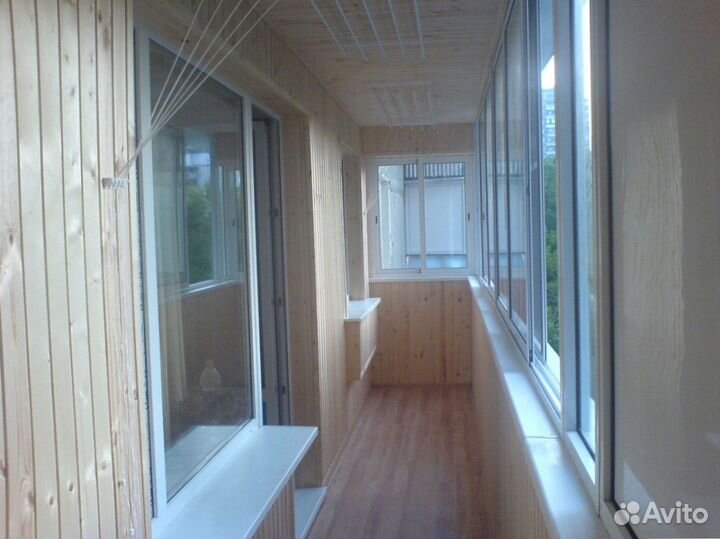 Остекление и отделка балконов