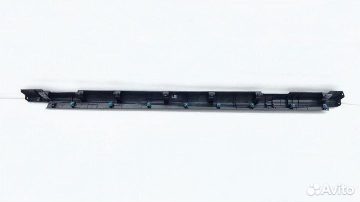 Б/У накладка порога наружная Состояние отличное