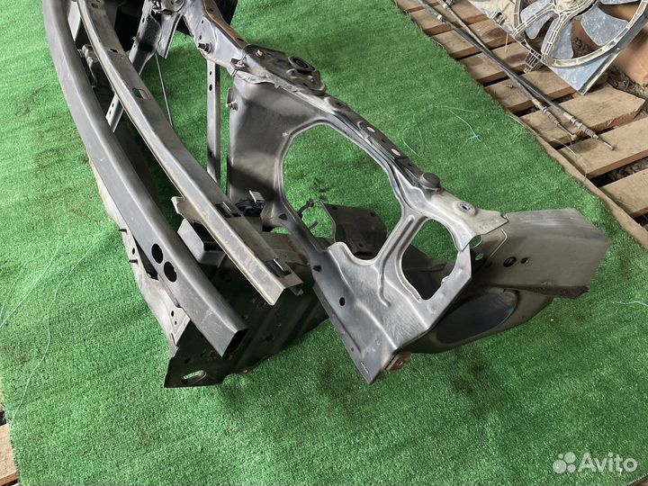 Телевизор nissan sunny b15