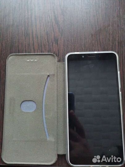 Телефон Xiaomi redmi 6a