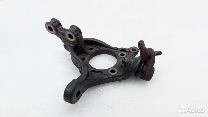 Б/У Кулак поворотный Состояние отличное, оригинал