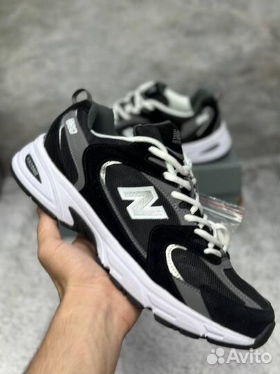 Кроссовки New Balance 530 великаны