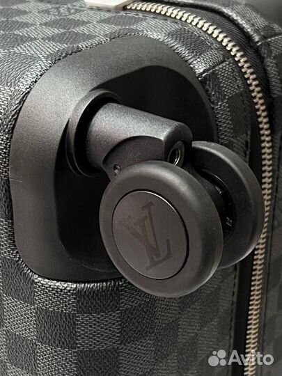 Чемодан Louis Vuitton Horizon 55