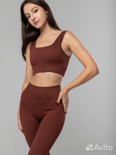 Комплект топ и леггинсы
