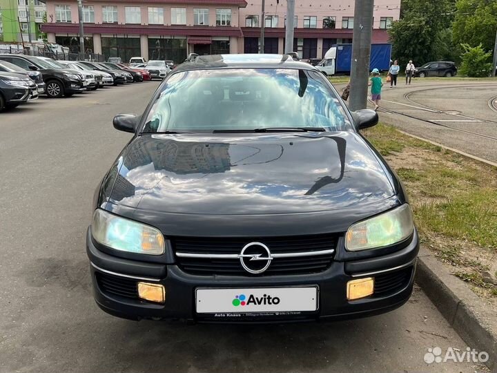 Opel Omega 2.0 МТ, 1996, 300 000 км
