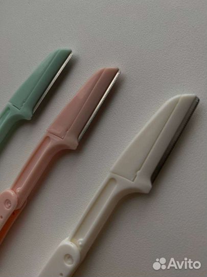 Бритва триммер для бровей и лица