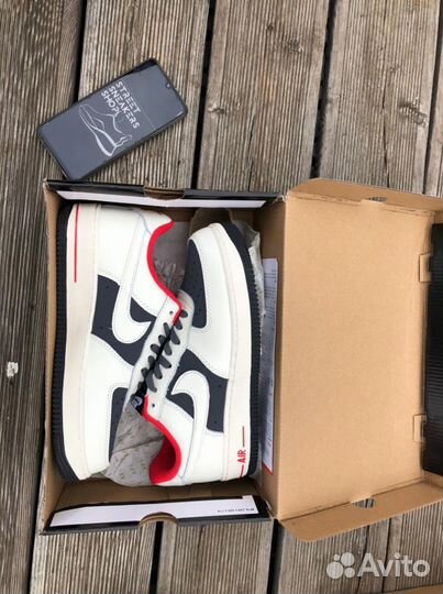 Кроссовки Nike Air Force 1