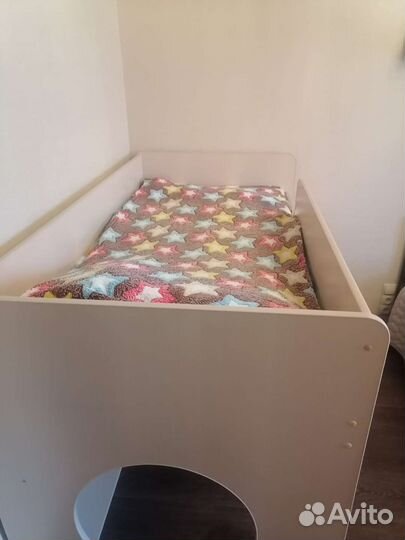 Детская кровать от 3 лет с матрасом бу