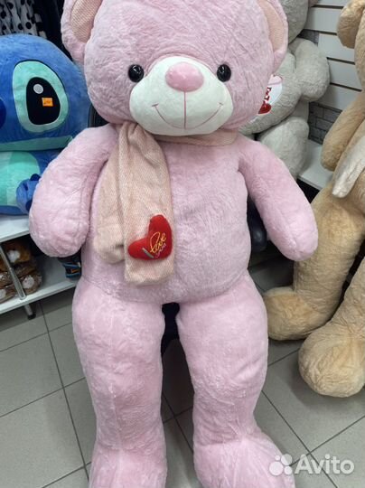 Большой плюшевый мишка