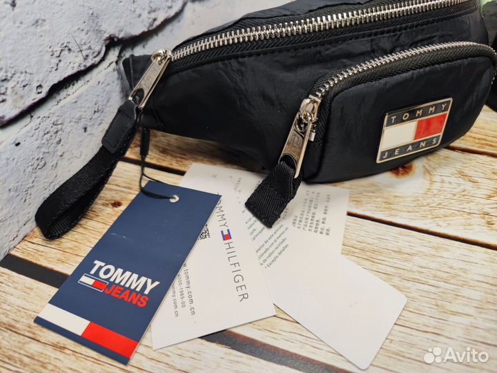 Поясная сумка Tommy Hilfiger черная