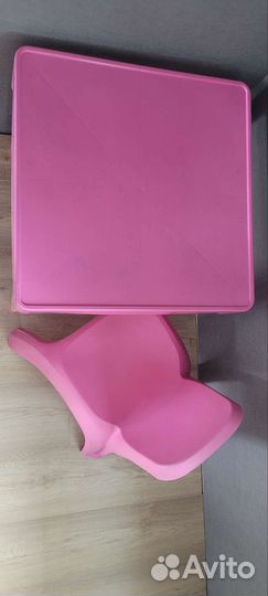 Детский стол и стульчик