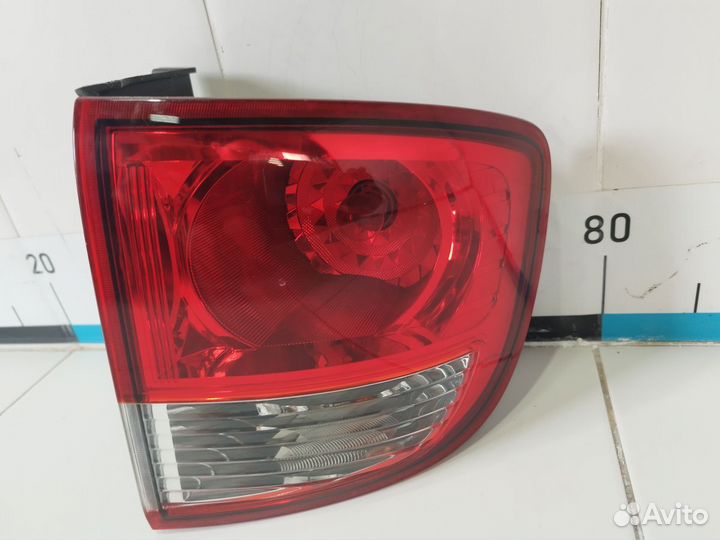 Фонарь задний наружный правый ssang yong kyron 07