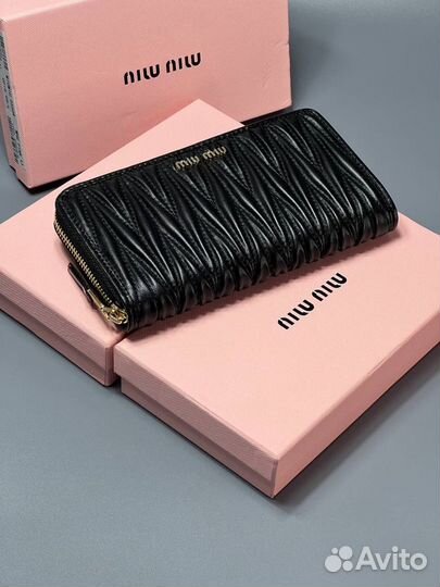 Кошелек Miu Miu