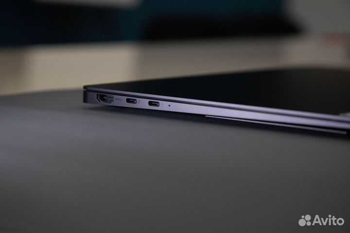 Ноутбук Samsung Book 3 Pro 512 gb / 16 gb