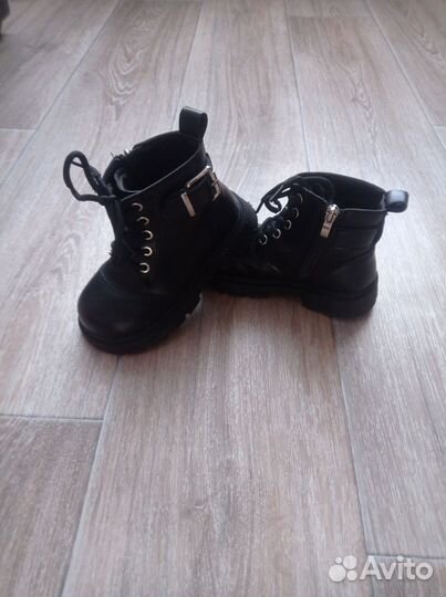 Ботинки демисезонные для девочки 27 размер