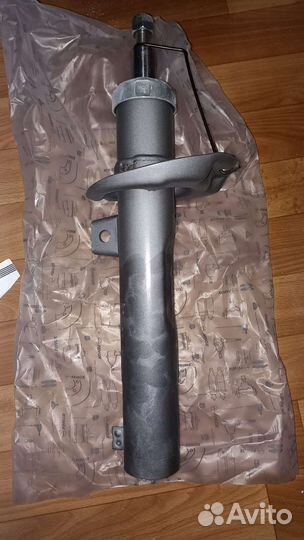 Продам стойки передние