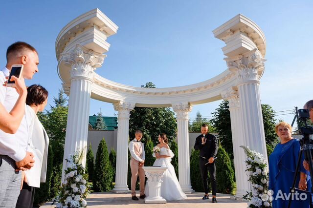 Ведущий на свадьбу