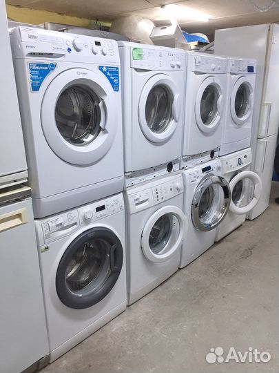 Стиральная машина бу как новая. Красивая. Гарантия