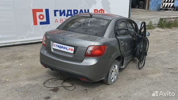 Ручка двери наружная передняя правая Kia Rio 2 (JB