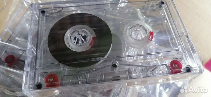 60 аудиокассет