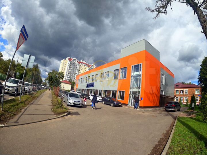 Продам здание, 1495 м²