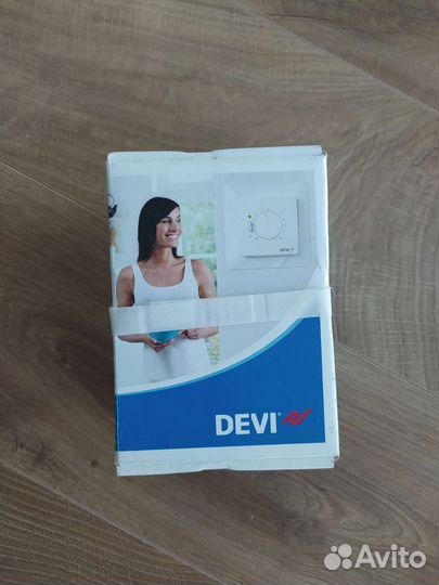 Терморегулятор Devireg 530 с датчиком пола, белый