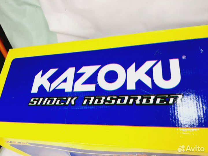 Амортизатор передний Toyota Camry XV50 2.5