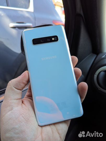 Samsung Galaxy S10+, 8/128 ГБ