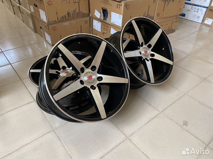 Комлект дисков Vossen CV3 R17 j7,5 5/114,3