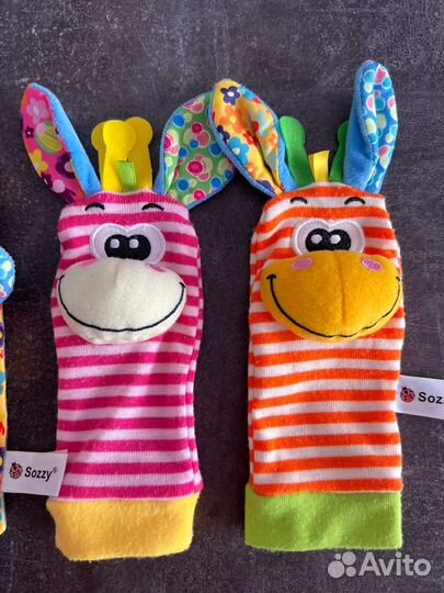 Погремушки носочки и браслеты