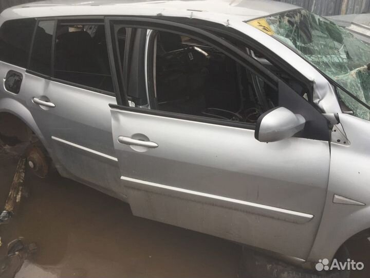 Двери на Renault Megane 2 универсал