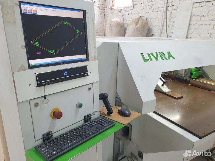 Сверлильно присадочный станок c чпу hirzt Livra 5