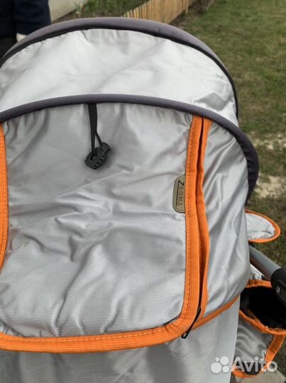 Прогулочная коляска б/у в хорошем состоянии