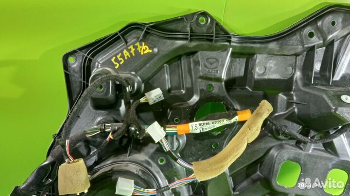 Плита стеклоподъёмника переднего правого Mazda 3