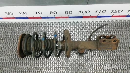 Стойка передняя правая toyota corolla E12 (ONI15N5