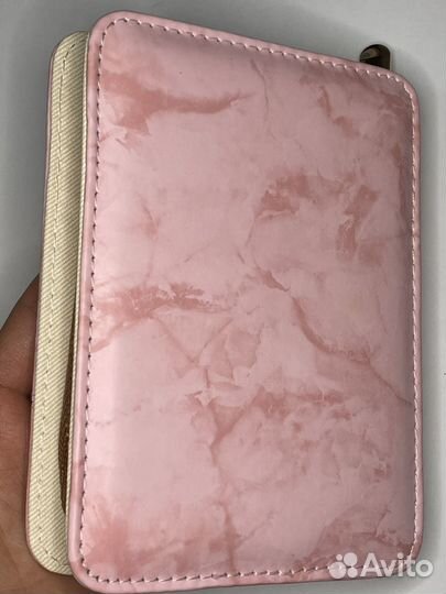 Маникюрный и педикюрный набор