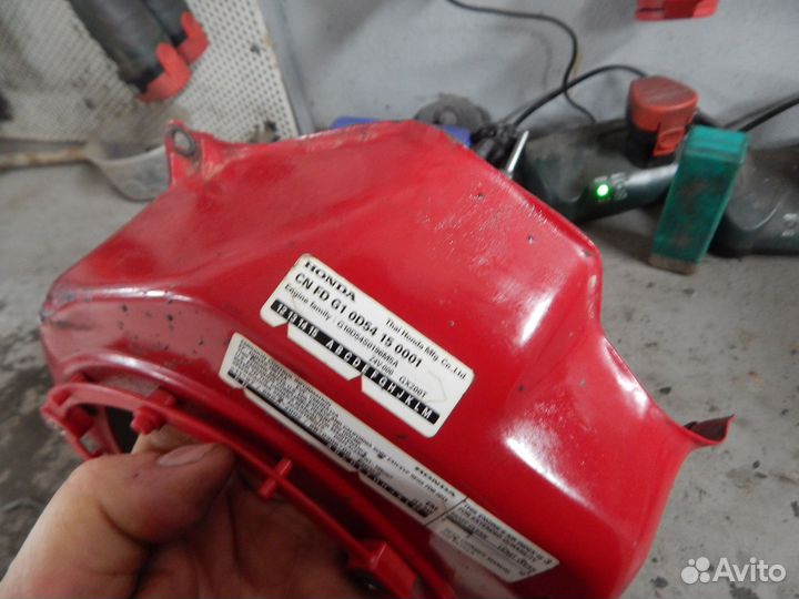 Кожух двигателя хонда GX 200 с переключателем