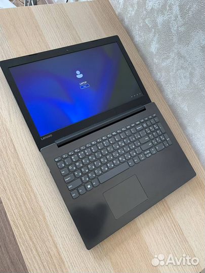 Ноутбук Lenovo для игр MX150/Core i3/8Гб/256 SSD