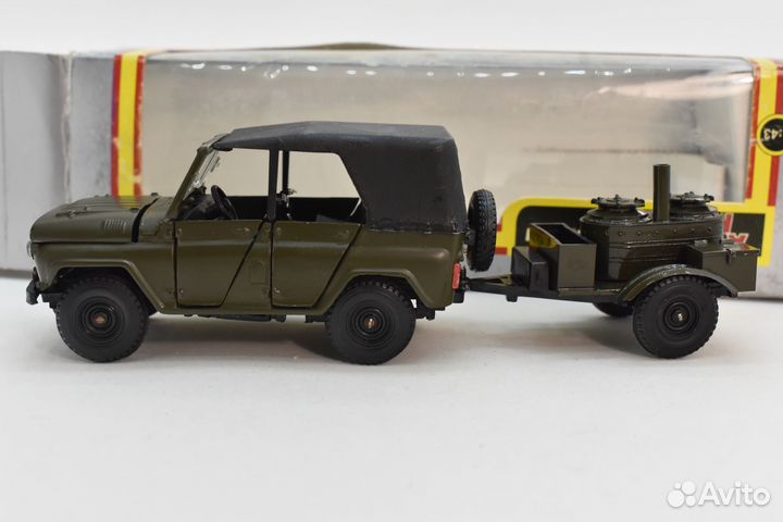 УАЗ 469 А34 с прицепом полевая кухня модель 1:43