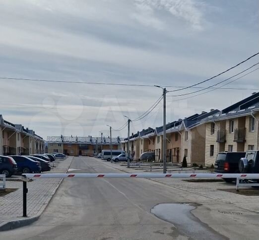 3-к. квартира, 83,5 м², 1/2 эт.