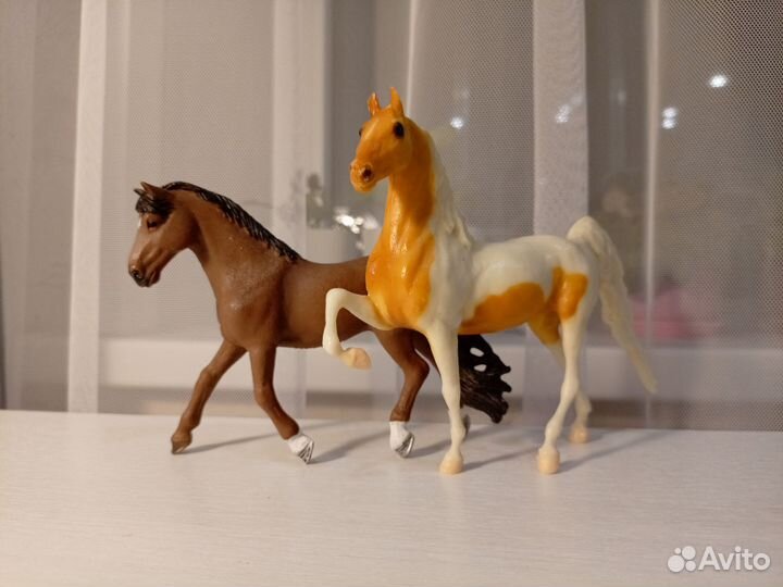 Фигурки лошадей schleich