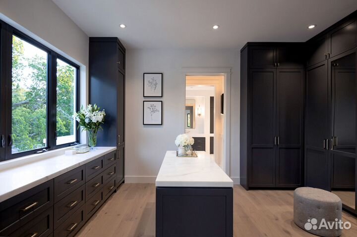 Гардеробная офисная