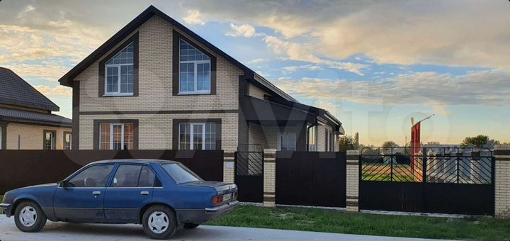 Дом 230 м² на участке 7 сот.