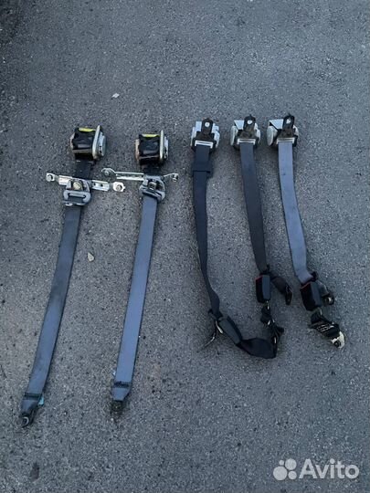 Ремни безопасности на Mitsubishi Lancer 9