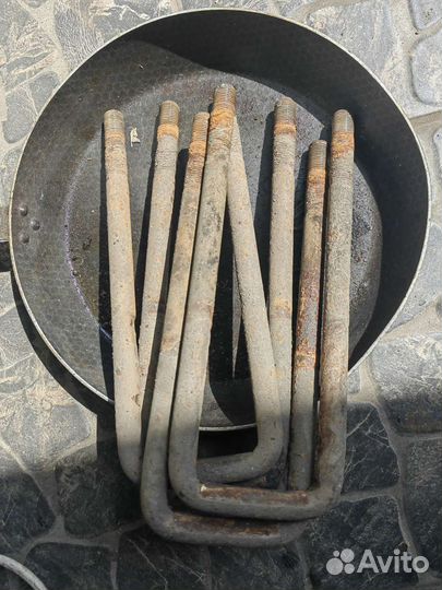 Стремянки рессор заднего моста Исузу