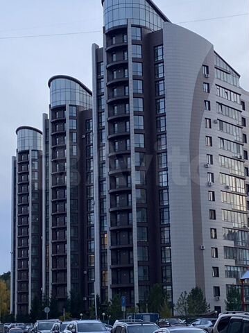 3-к. квартира, 114 м², 7/16 эт.
