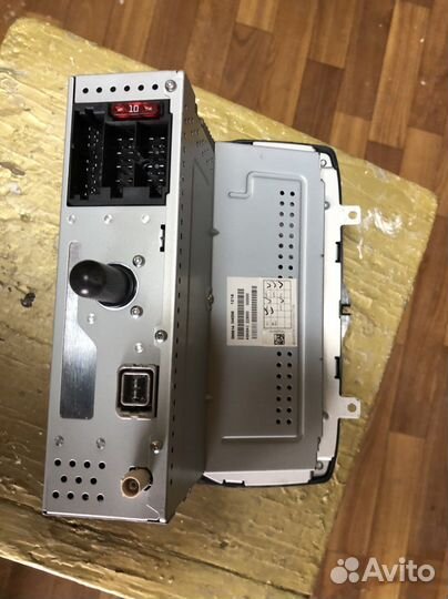 Штатная магнитола LADA Vesta