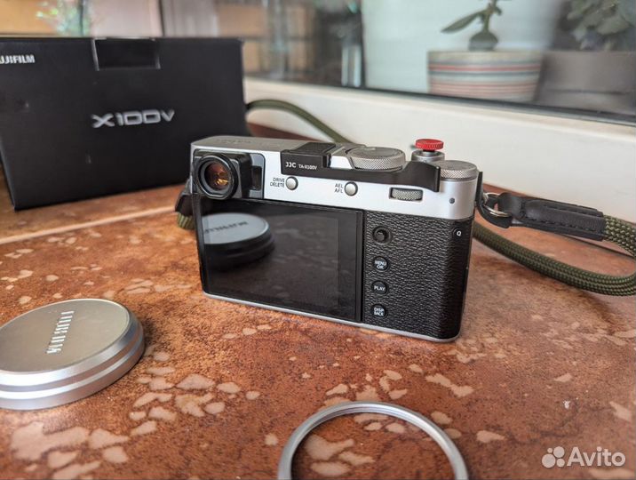 Fujifilm X100V Silver