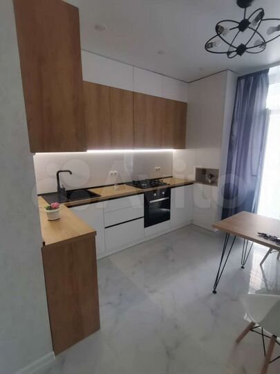 2-к. квартира, 56 м², 13/19 эт.